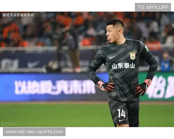 王大雷力挽狂澜再现神级扑救助球队惊险晋级决赛