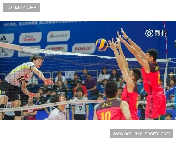 中国男足逆转取胜亚洲劲旅全场鏖战展现团队拼搏精神 中国男足逆转取胜亚洲劲旅全场鏖战展现团队拼搏精神