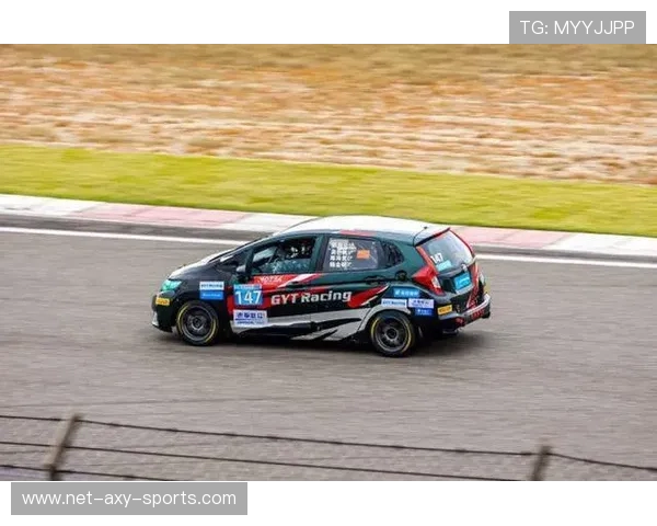 西安足球队与杭州足球队耐力对决赛后分析与总结