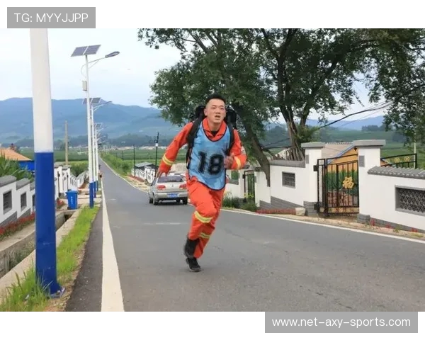 周鹏:从篮球场上的拼搏者到生活中的榜样,见证奋斗与坚持的力量